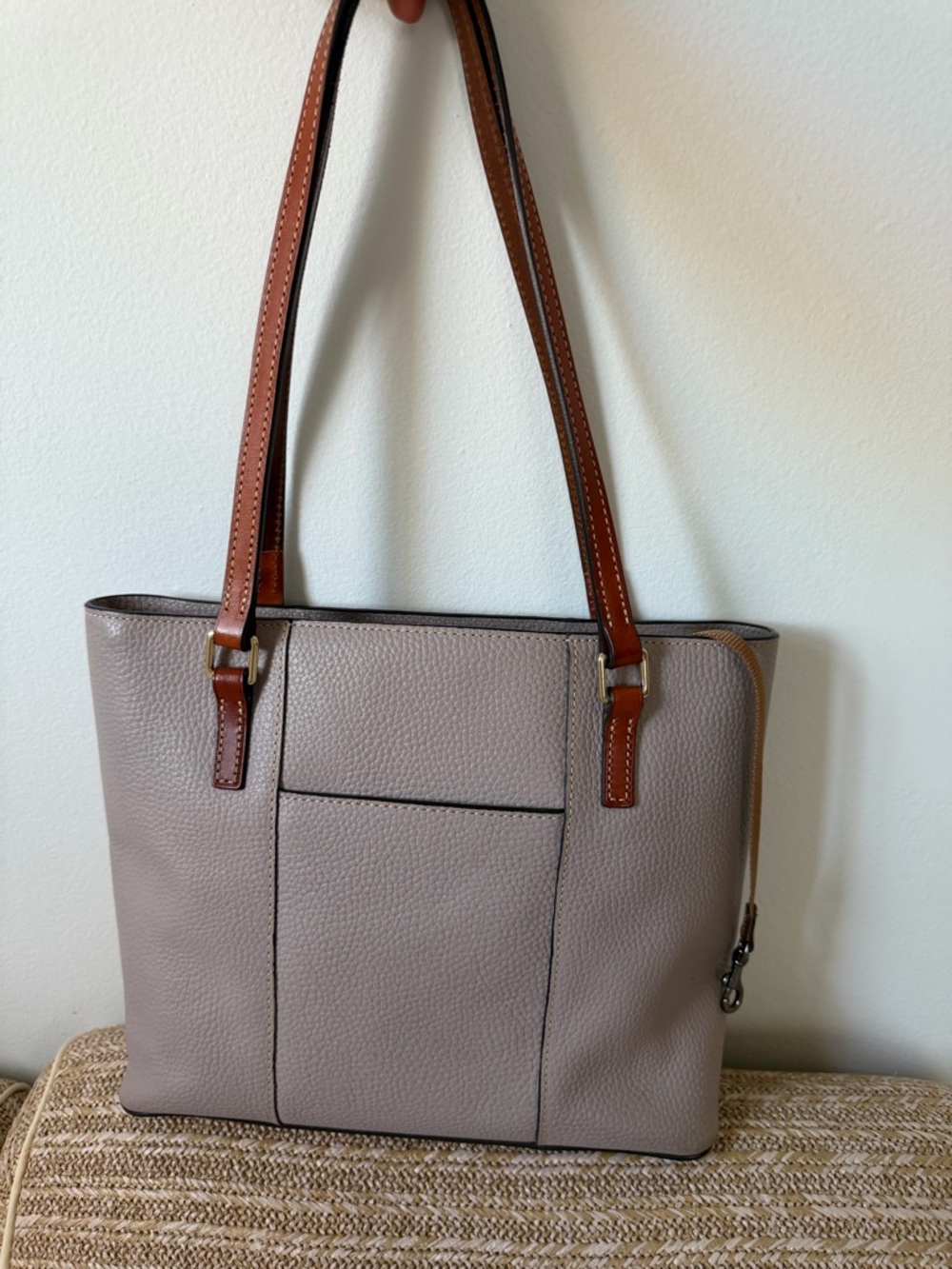 Dooney & Bourke Pebble Grain Leather Lexington Tote Bag Taupe Gray/Tan Shoulder - Picture 6 of 7